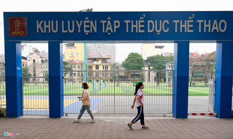 Hang nghin sinh vien tro lai truong sau ky nghi gan 2 thang hinh anh 10 1_Dai_hoc_Ha_Noi_zing.jpg