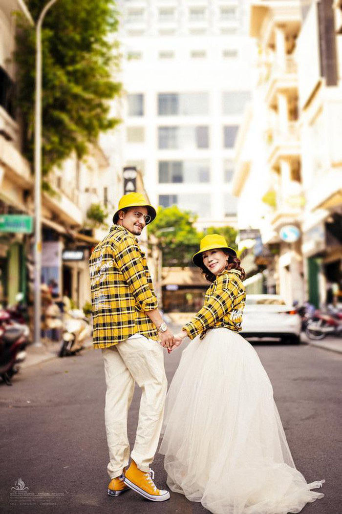 Bộ ảnh cưới 'cực chất' của cô dâu 65 tuổi với chồng ngoại quốc 24 tuổi - Ảnh 6.