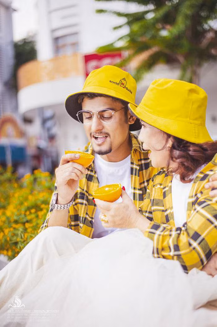 Bộ ảnh cưới 'cực chất' của cô dâu 65 tuổi với chồng ngoại quốc 24 tuổi - Ảnh 3.