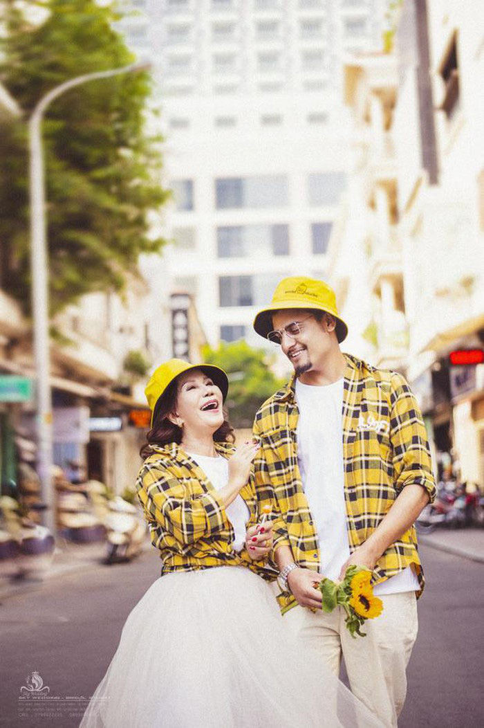 Bộ ảnh cưới 'cực chất' của cô dâu 65 tuổi với chồng ngoại quốc 24 tuổi - Ảnh 1.