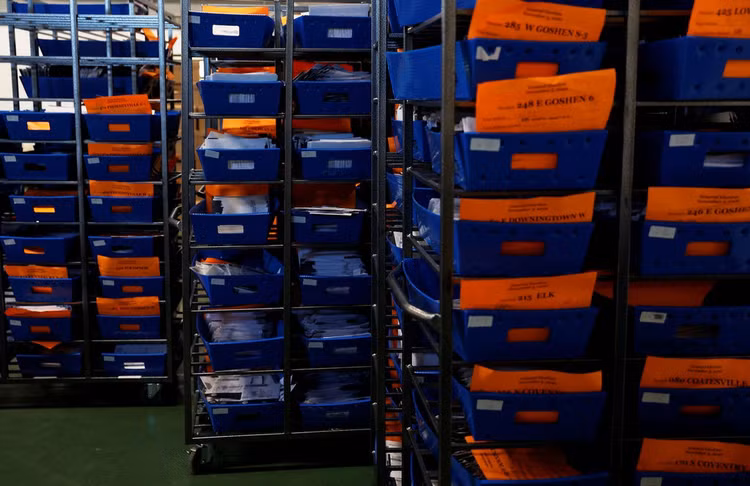 kiem phieu bau tong thong anh 10