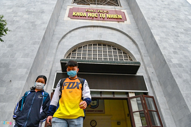 Hang nghin sinh vien tro lai truong sau ky nghi gan 2 thang hinh anh 1 1_zing.jpg