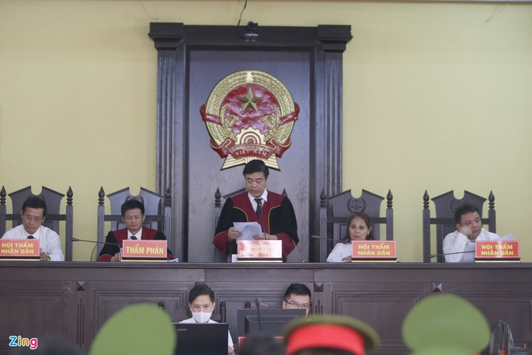 Cuu Pho giam doc So GD&DT Son La linh 9 nam tu hinh anh 1 tuyen_an_zing.jpg