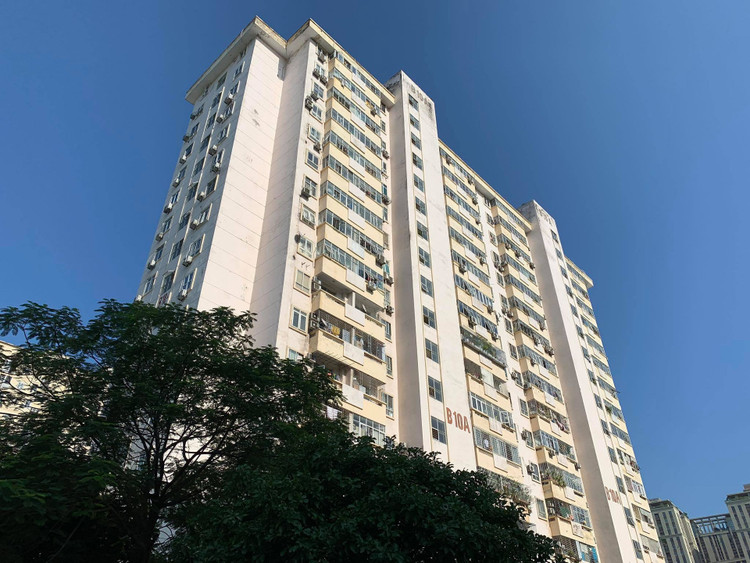 Hà Nội: Thang máy rơi tự do từ tầng 5, hai người bị thương - 1