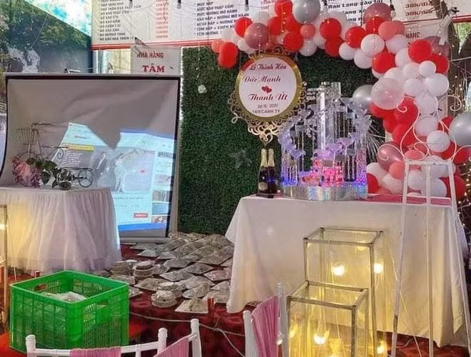 Bung 150 mam co cuoi anh 1