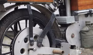 Những "gã điên" người Việt chế tạo xe điện ảnh 11 Những "gã điên" người Việt chế tạo xe điện ảnh 11