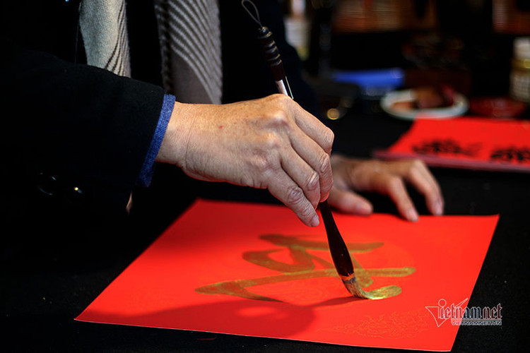 Hơn 50 thầy đồ hội tụ, Tết xưa được tái hiện ở Văn Miếu