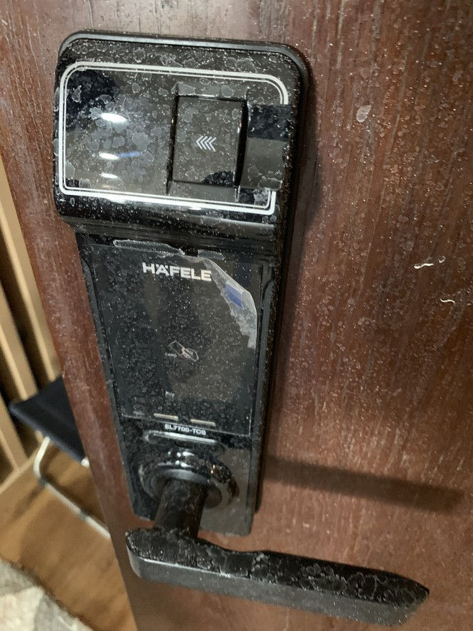 Ban quản lý tự ý pha thuốc diệt khuẩn, cư dân chung cư bị dị ứng? - ảnh 2