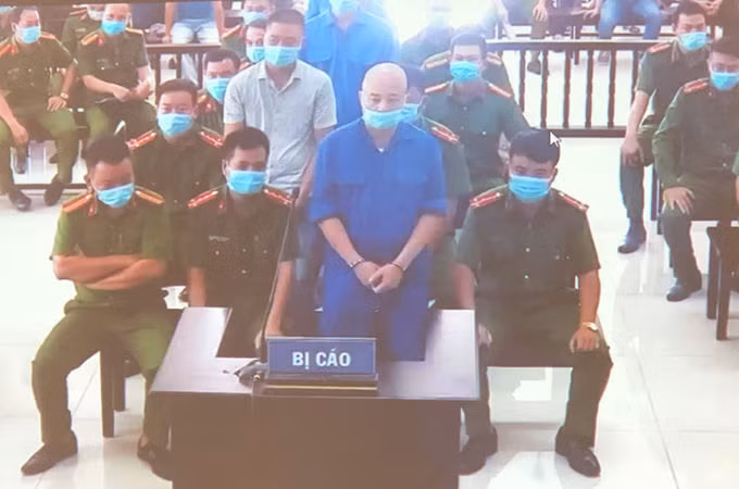 Đường Nhuệ tại toà hôm nay. Ảnh: Chụp qua màn hình.