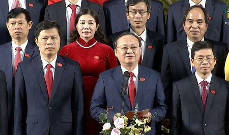 Bí thư Tỉnh ủy Hưng Yên khóa XIX thay mặt Ban Thường vụ Tỉnh ủy cảm ơn sự tin tưởng của Đại hội. Ảnh VOV