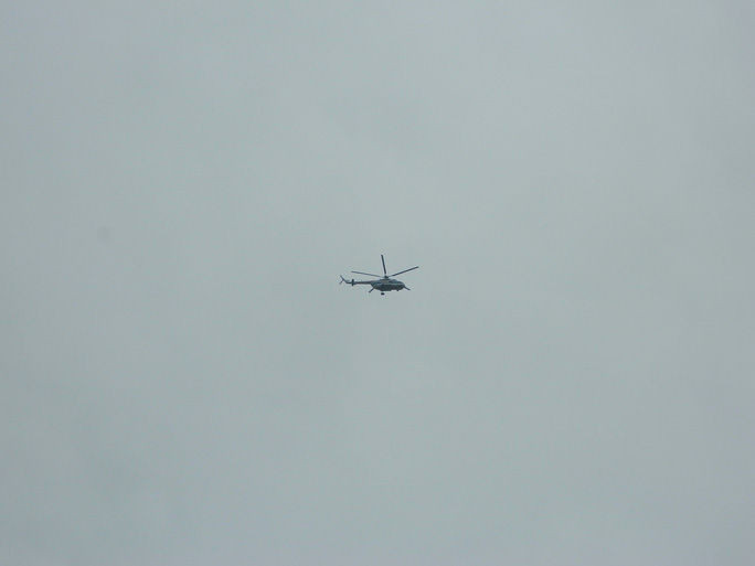 NÓNG: Các lực lượng cứu hộ lên đường vào thủy điện Rào Trăng 3 cứu người - Ảnh 2.