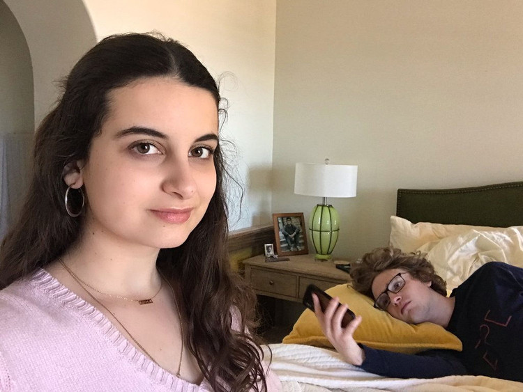 'Giac mo My' cua du hoc sinh sup do: Het tien, khong cho o, di xin an hinh anh 3 00virus_foreignstudents2_jumbo.jpg