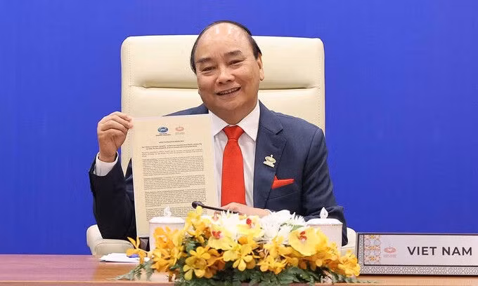 Thủ tướng Nguyễn Xuân Phúc tại hội nghị trực tiếp với lãnh đạo các nền kinh tế thành viên APEC, ngày 20/11. Ảnh: Bộ Ngoại giao.