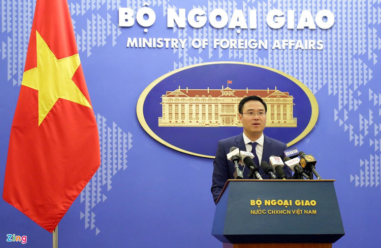 Facebook lai xoa Hoang Sa, Truong Sa khoi ban do Viet Nam hinh anh 3 ngotoanthang_zing.jpg