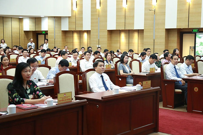 Chu tich UBND Ha Noi anh 2