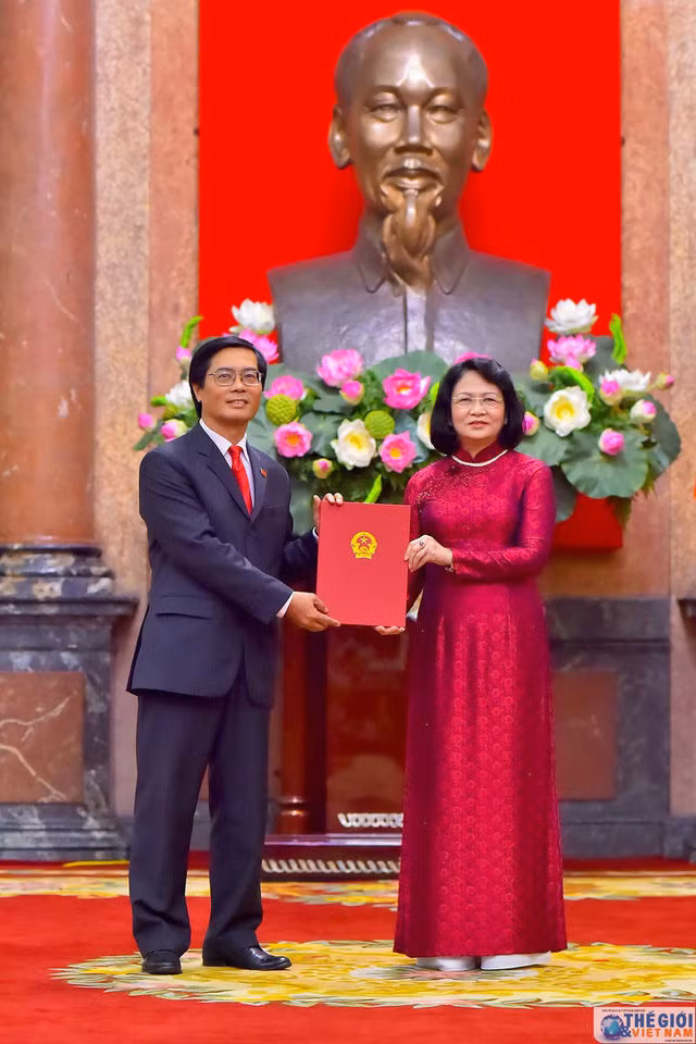 Chân dung 12 Đại sứ mới được Chủ tịch nước bổ nhiệm - Ảnh 6.