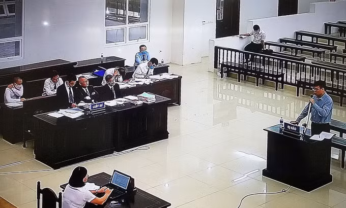 Phiên phúc thẩm xét xử bị cáo Trương Duy Nhất, ngày 14/8. Ảnh chụp qua màn hình