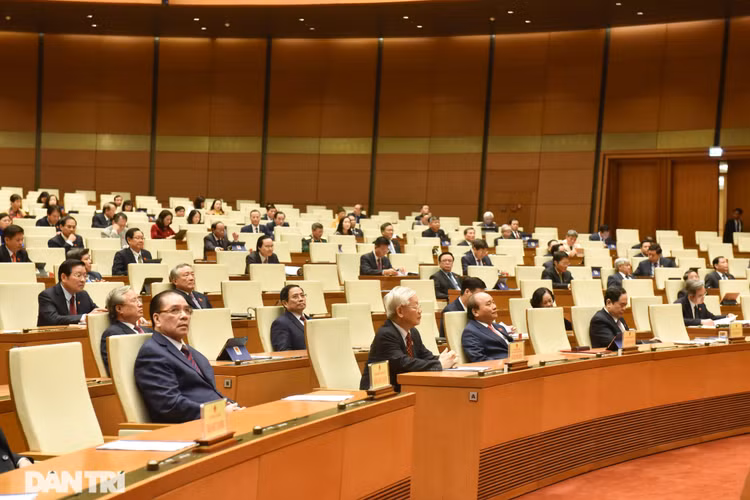 Thủ tướng: Năm 2020 kinh tế Việt Nam vượt Singapore, đứng thứ 4 ASEAN - 4