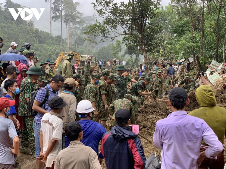 Trước khi xảy ra sạt lở, nhiều vùng ở huyện Nam Trà My, nơi gần thủy điện Sông Tranh 2 liên tục xảy ra động đất kích thích