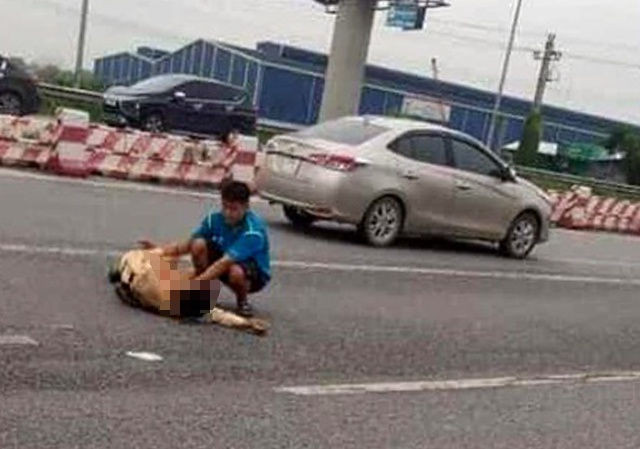 CSGT bi tong gay chan anh 1