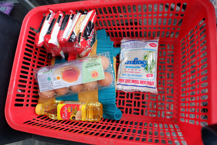 Sau ATM gạo, Hà Nội có thêm siêu thị 0 đồng để giúp đỡ hoàn cảnh khó khăn - 14