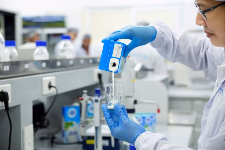 Những điều chỉnh về dinh dưỡng của Cô Gái Hà Lan không chỉ đến từ phòng thí nghiệm...