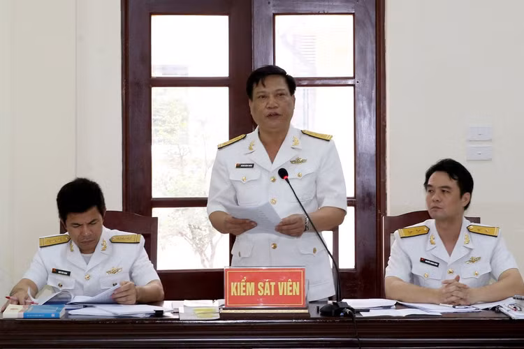 Ong Nguyen Van Hien bi de nghi 3-4 nam tu, Ut 'Troc' 20 nam tu hinh anh 1 z1887078453034_cb87f985ef3e2640b35a601bc29b711b.jpg