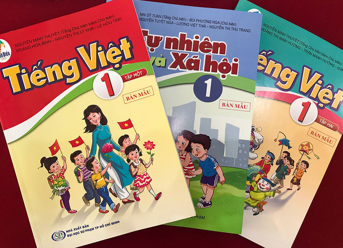 Bộ sách Cánh Diều của Nhà xuất bản Đại học Sư phạm và Nhà xuất bản Đại học Sư phạm TP HCM phối hợp biên soạn. Ảnh: Dương Tâm.