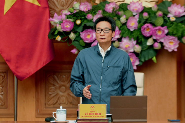 giam sat phong, chong dich Covid-19 tren chuyen bay giai cuu anh 2