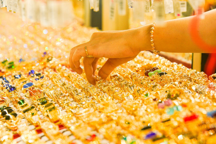 Toi di mua vang gia dinh anh 1