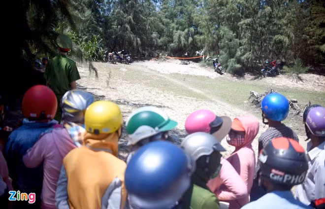 Be gai 13 tuoi bi giet trong rung phi lao anh 2