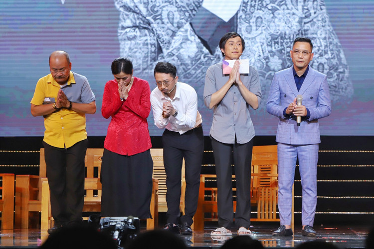 Hoai Linh Chi Tai anh 2