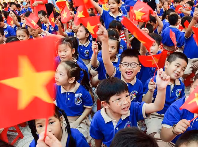 Sáng nay 1/9, học sinh cả nước tựu trường năm học 2020-2021 - 1