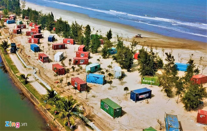 Chu dau tu len tieng viec 130 container 'moc' giua rung phong ho hinh anh 1 a144_zing.jpg