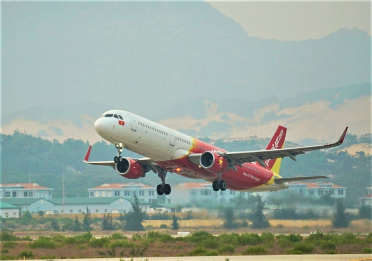 Vietjet hướng về miền Trung.