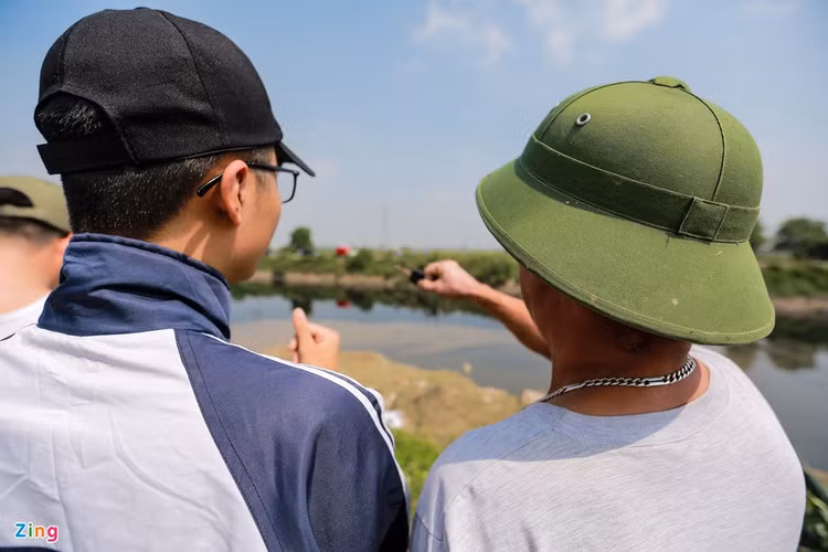 nu sinh mat tich anh 8