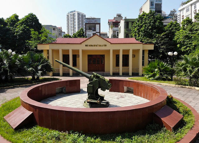 Lùm xùm đúc đồng khẩu pháo tại Hà Nội: Nhiều cán bộ bị xem xét trách nhiệm - 1