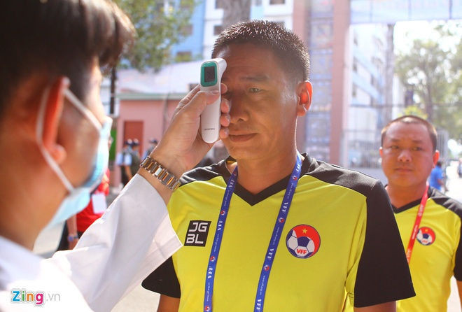 Bui Tien Dung mac loi, CLB TP.HCM mat sieu cup vao tay CLB Ha Noi hinh anh 8 1_zing_3_.jpg