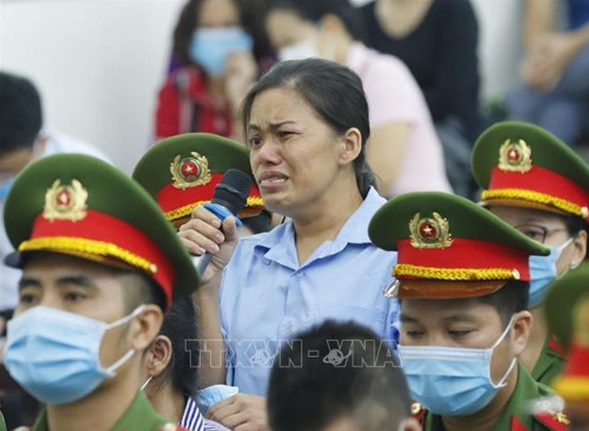 Bị cáo Trần Thị La nói lời sau cùng.