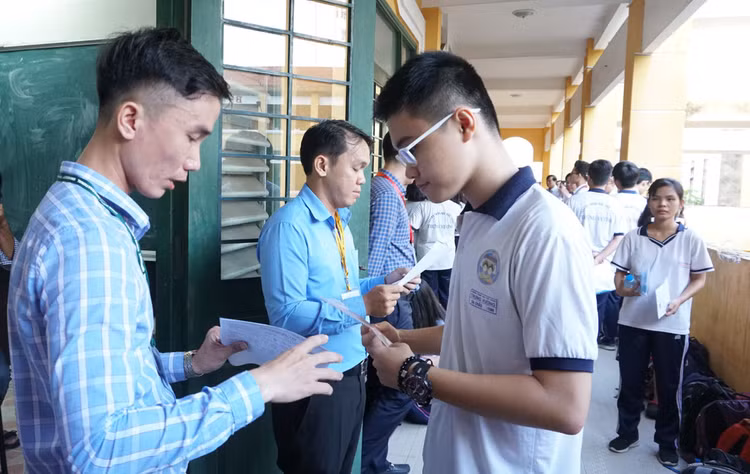 Bộ GDĐT công bố chi tiết lịch thi tốt nghiệp THPT 2020 - 2