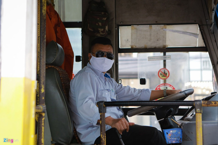 Xe buyt Ha Noi lien tuc duoc ve sinh, khu trung hinh anh 9 8_zing.jpg