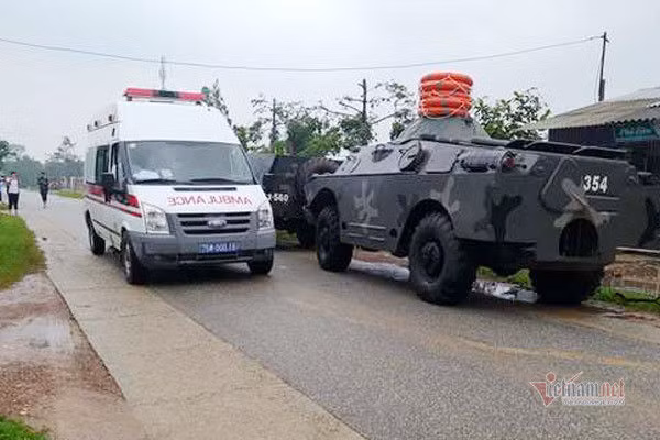 Phó Tư lệnh Quân khu 4 gặp nạn khi đi cứu hộ vụ sạt lở thủy điện Rào Trăng 3