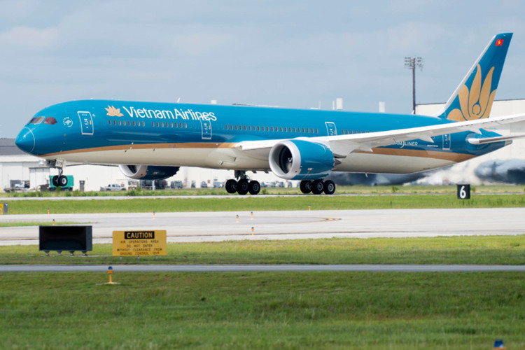 Hãng bay quốc gia Vietnam Airlines đã lỗ hơn 10 nghìn tỷ đồng