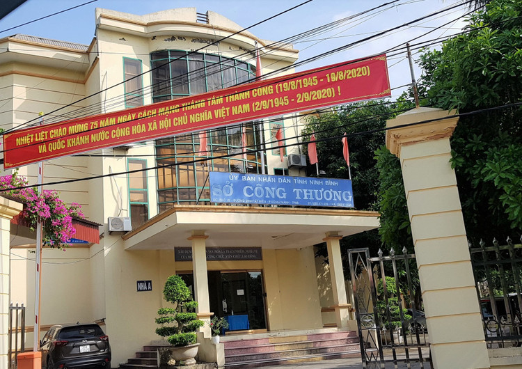 Chuyện thật như đùa: 17 lãnh đạo sở, ngành Ninh Bình phải thi lại công chức - 4