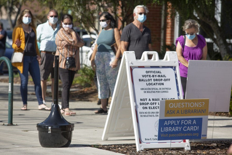 Tỉ lệ đi bầu cử ở Mỹ lập kỷ lục, cao chưa từng thấy - 1