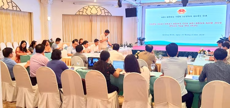 Lương tối thiểu 2021: Điểm ưu, nhược của các đề xuất điều chỉnh ra sao? - 1