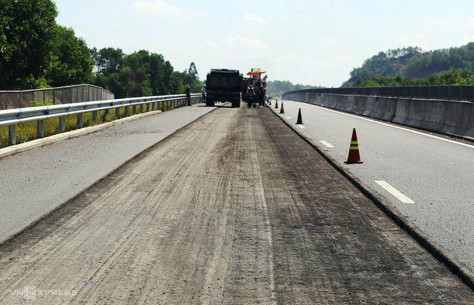 Cao tốc Đà Nẵng-Quảng Ngãi được sửa chữa, nâng cấp năm 2018. Ảnh: Đắc Thành