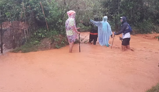 Lu cuon van dong vien dalat ultra trail anh 1