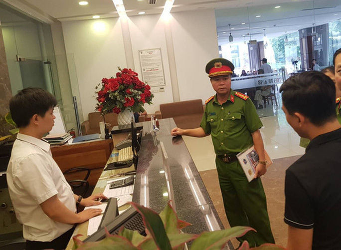 Bộ Công an phối hợp cùng Bộ Y tế xử phạt vi phạm về thuốc lá - Ảnh 1.