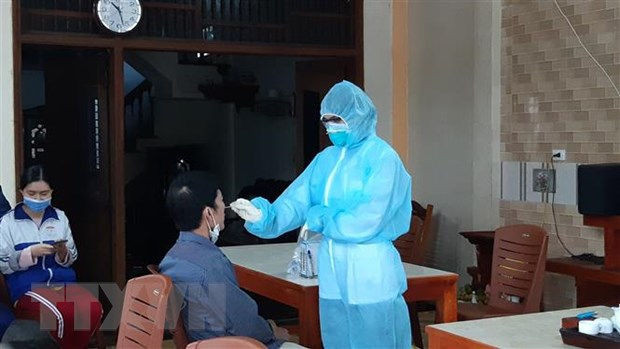 Giam sat chat che nguoi tiep xuc voi benh nhan duong tinh tro lai hinh anh 1